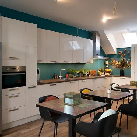 Maison De Sas Laren (North Holland)