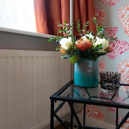 Maison De Sas Laren (North Holland)