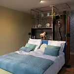 Bed and breakfast Maison De Sas Laren (North Holland)