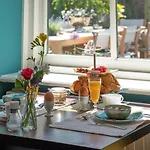 Bed and breakfast Maison De Sas 3*