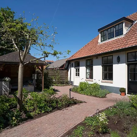 B&B Maison De Sas 라런