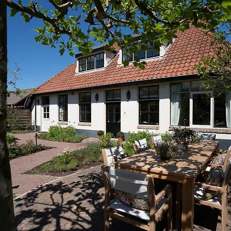 ベッド・アンド・ブレックファスト Maison De Sas 3*