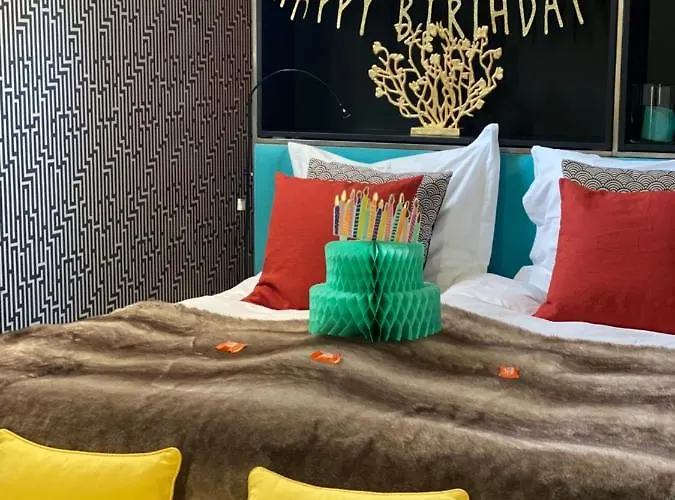 Maison De Sas 3* 라런